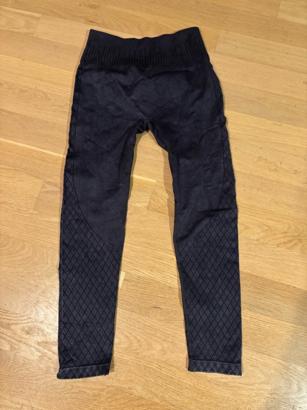 NWOT MONO B Jean leggings